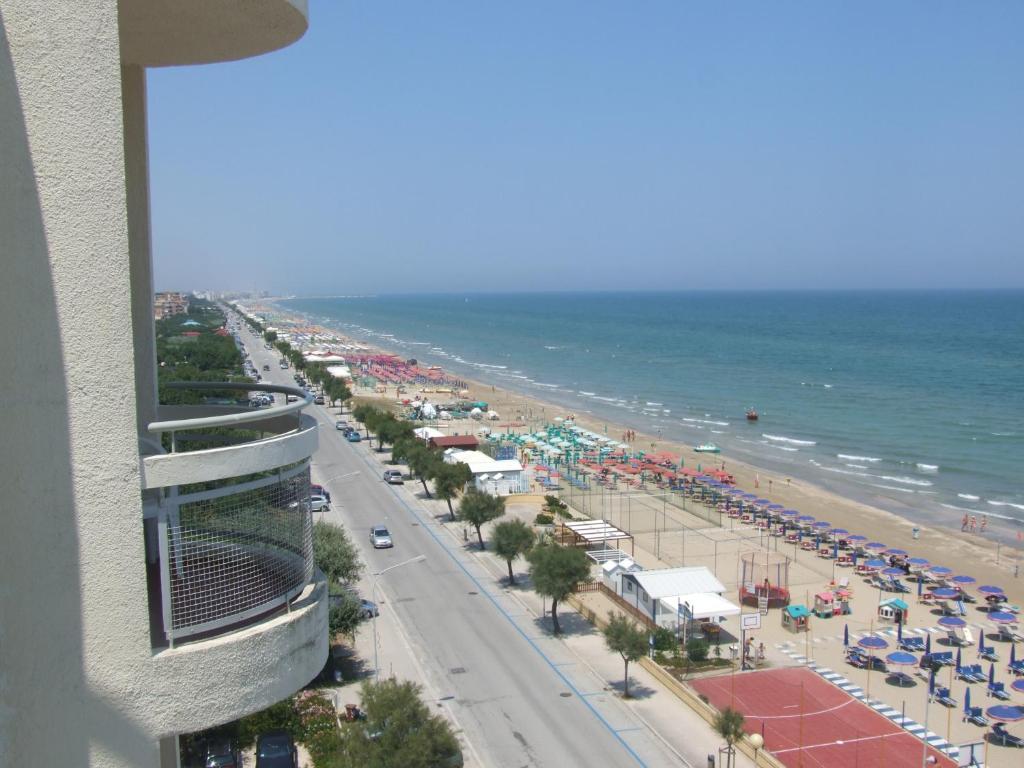 Hotel Nuovo Diana Senigallia Habitación foto